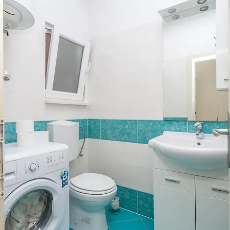 By The Sea Podstrana, Split - 22369 Apartamento *